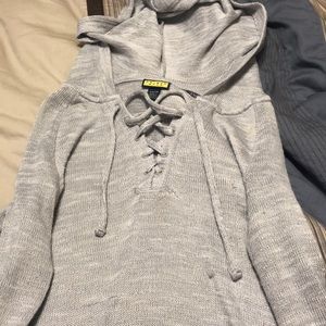 Gray  criss cross sweater/sweatshirt